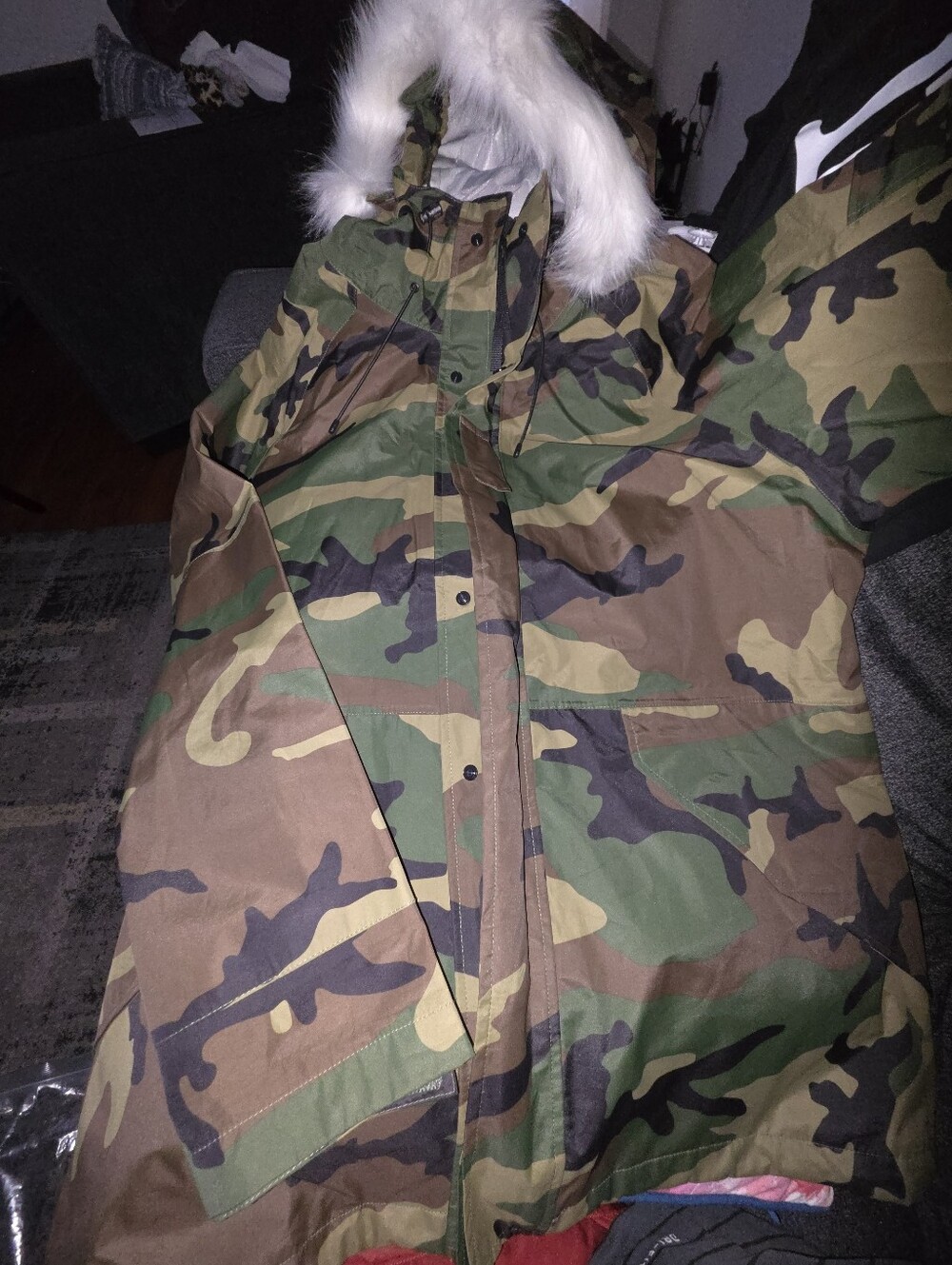 Supreme Taped Seam Military CAMO, Arabic Script, JACKET. Sz XL. New.